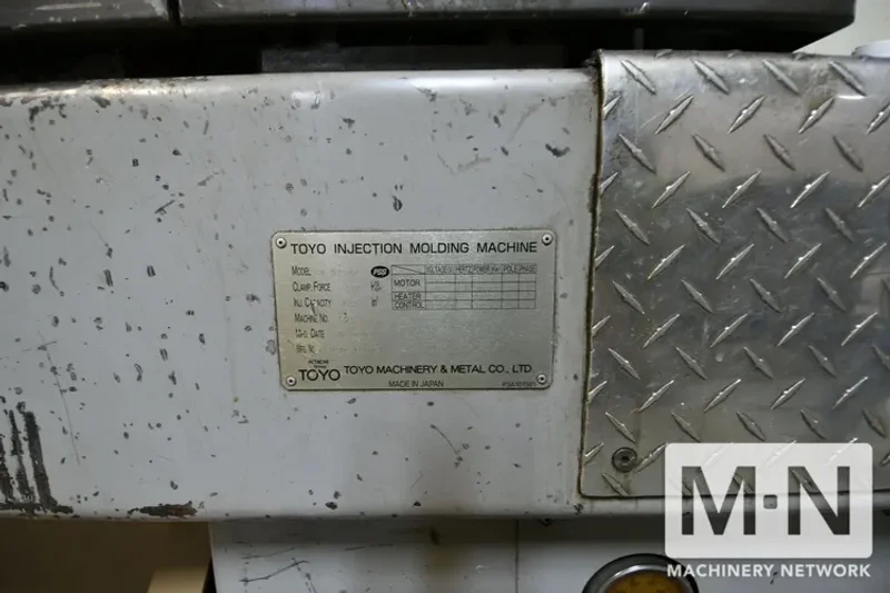 500 TON 80 OZ TOYO MODEL TM-500H2 INJECTION MOLDING MACHINE MFG 2006 (2) AVAILABLE