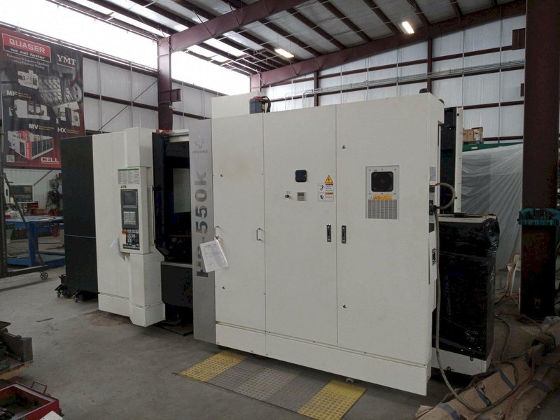 Averex HS550K, Dual Pallet HMC, 2018 Showroom Machine, Never Cut A Chip, Parts Warranty and Factory Install Apply.