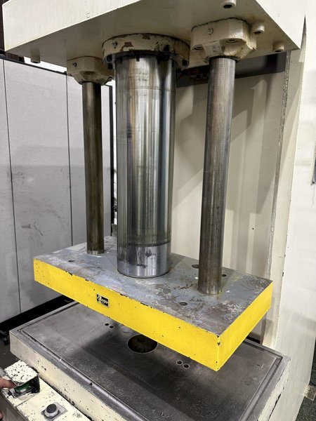 75 TON GREENERD HYDRAULIC C FRAME PRESS: STOCK #77671