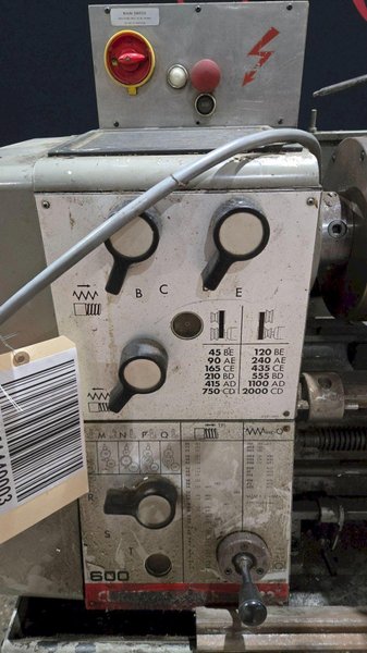 COLCHESTER CLASUING 600 GAP LATHE 260V USED
