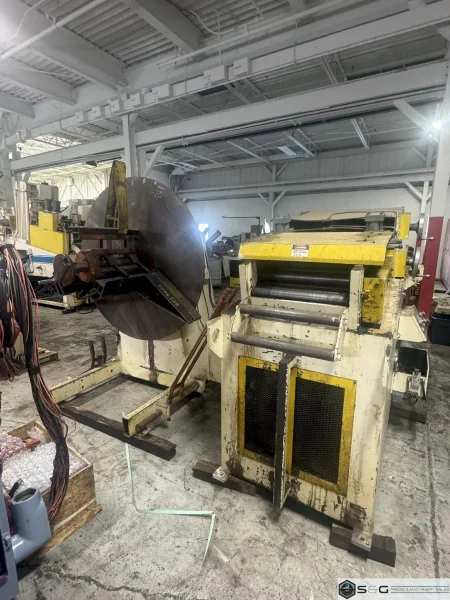 8,000 LBS X 18" PERFECTO PULL OFF REEL AND POWERED STRAIGHTENER: YOBRO #26125