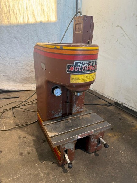 4 TON DENISON MULTIPRESS HYDRAULIC PRESS. STOCK # 1213925.