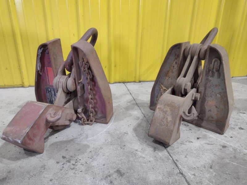 (2) 15 TON CLAMPCO MODEL F15 GIRDER WIDE FLANGE BEAM LIFTING CLAMPS: STOCK #22982
