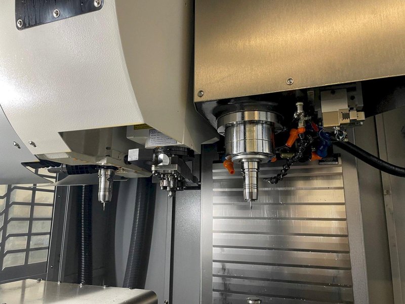 Tornos Almac CU 2007 7-Axis CNC Vertical Machining Center with Part Loading and Parts Catcher System, Probing, 20K Spindle, Lehman 2-Axis Rotary Table, Back Operation Tilting Rotary Vise