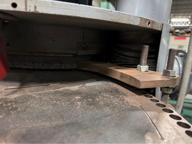 MOYER 7.5-18-2V VERTICAL SPINDLE GRINDER