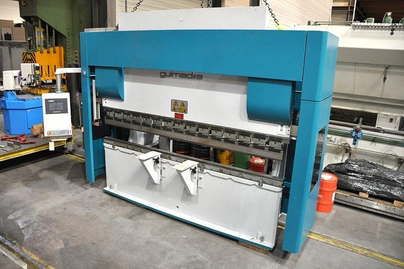 Adira - PM 135 ton x 3100 mm CNC