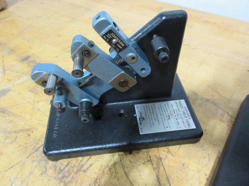 Johnson Gage Variable Product Thread Gaging (3)- Auction Item