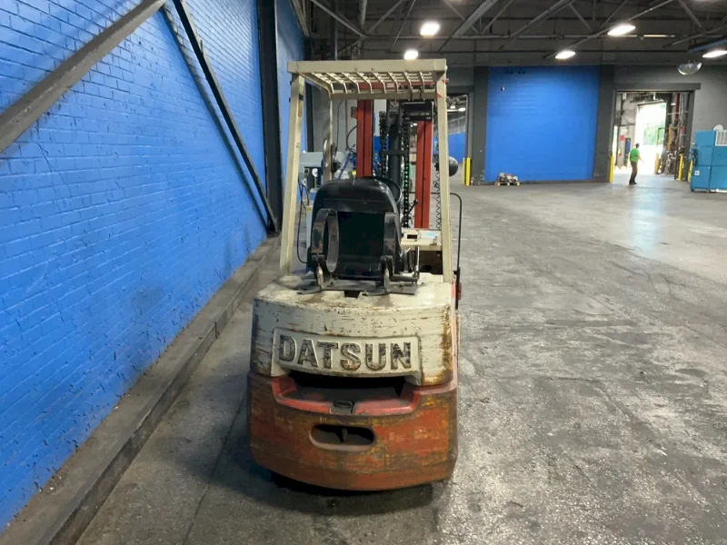DATSUN 6000 LBS PROPANE FORKLIFT  -  CPF02A30V