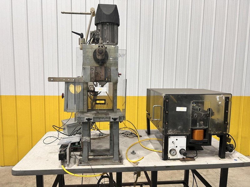 CUSTOM TERMINAL PRESS: STOCK #20105