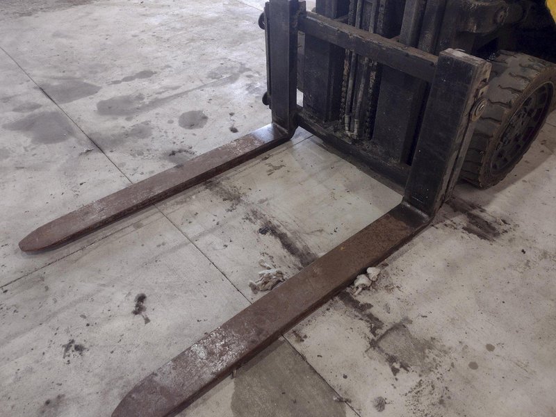 5,550 LB TCM MODEL #FCG30 PROPANE FORKLIFT: STOCK #19593