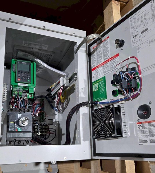 SCHNEIDER ELECTRIC ATV660U55T4N2AAWABN VFD 7.5HP 12.7AMP USED