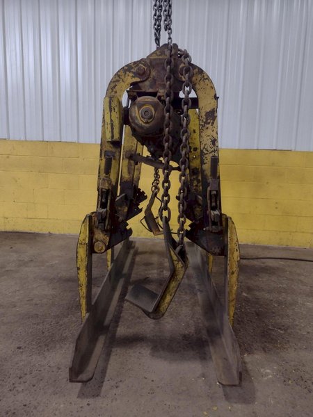 10,000 LB X 96" X 80" C.F. MOTORIZED ADJUSTABLE PARALLELOGRAM SHEET LIFTER: STOCK #13138