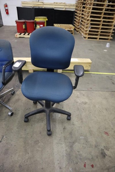 Blue Office Chairs (5)- Auction Item