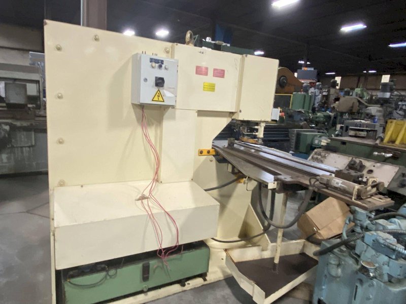 Geka PUMA 110/E-500 Punch w/ Semi-Paxy