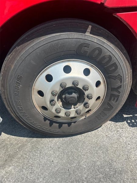 2020 Freightliner Cascadia 126 LC1675