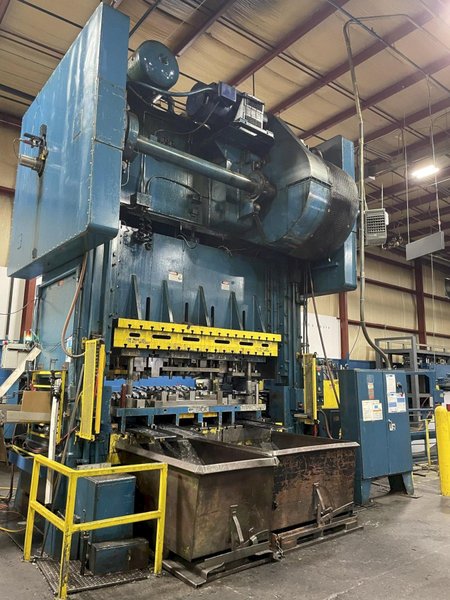 500 TON BLISS SC2-500-108-60 Straight Side Mechanical Press, Year 1989