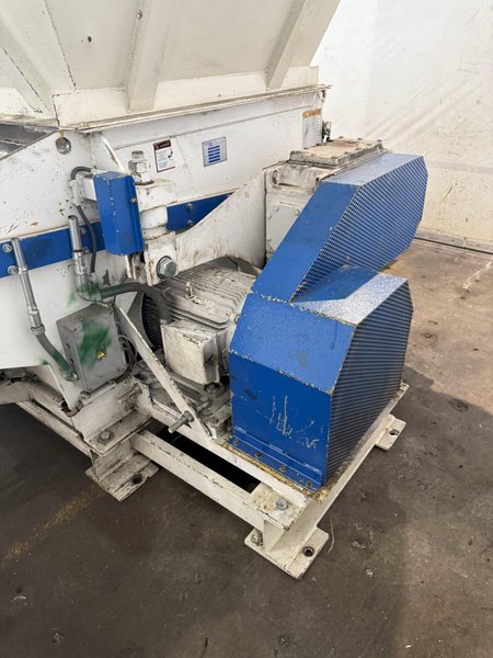 60 HP VECOPLAN RG42/60 XL SHREDDER(NEW IN 2006) STOCK # 0670925