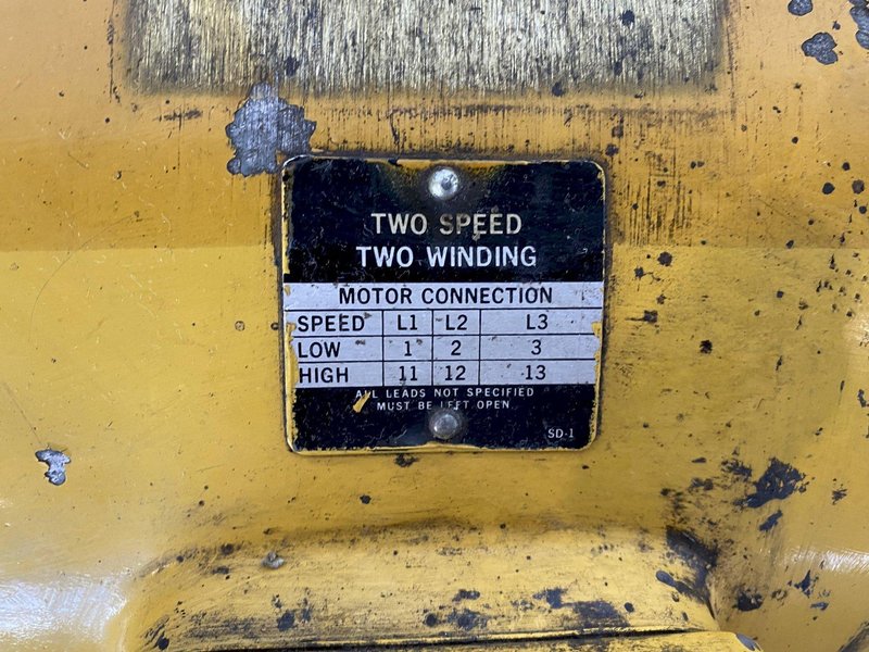 3 TON MUNCK TOP RUNNING TROLLEY HOIST. STOCK # 0314822