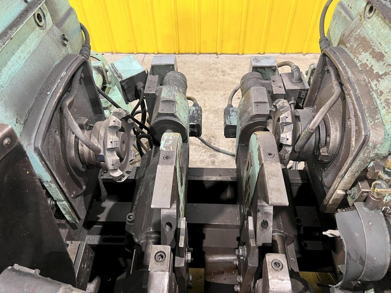 24" TO 66" x 15 HP GIDDINGS &amp; LEWIS SELF CENTERING &amp; FACING MACHINE: STOCK #12230