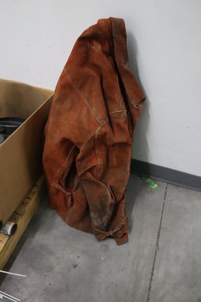Protective Maks, Welding Mask, Leather Welding Jacket, Gloves, Welding Rod- Auction Item