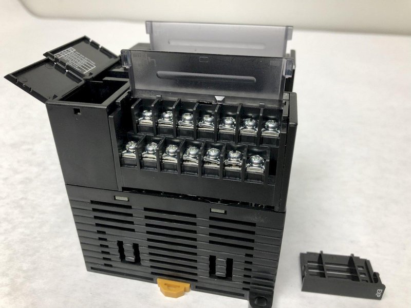 24VDC 400MA OMRON G9SP-N10S SAFETY CONTROLLER: STOCK #15141