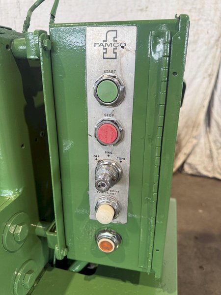 52" X 16 GA FAMCO P-152 MECHANICAL SHEAR. STOCK # 0114826