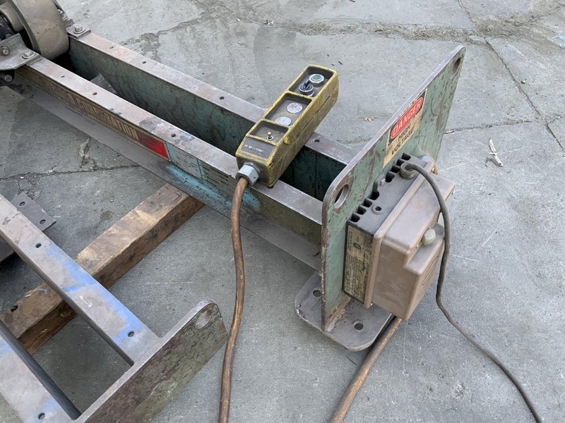 13,600 LB UNIQUE WELDCO POWER TANK TURNING ROLLS: STOCK #81383