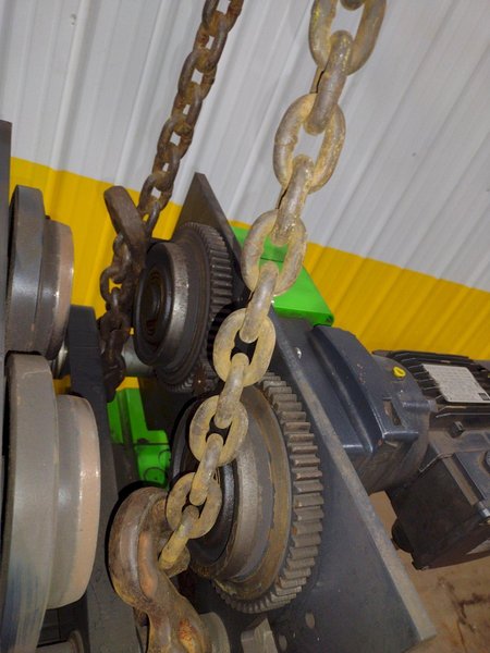 5 TON STAHL MODEL ST50 POWERED CHAIN HOIST. STOCK # 0848923