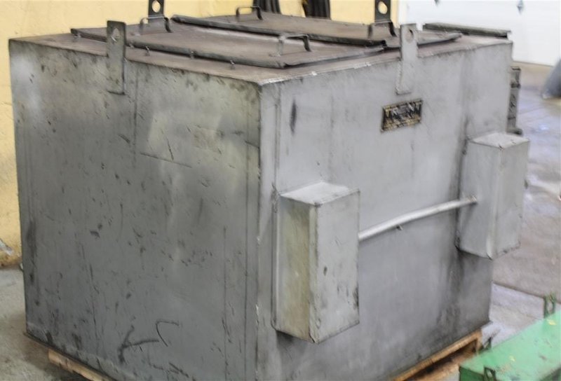650 DEGREES TRENT DIE HEATER: STOCK #62792