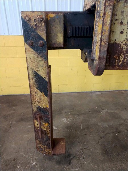 35,000 LB 17.5 TON X 18" TO 76" X 60"  OD BRADLEY CRANE MOTORIZED COIL GRAB: STOCK : STOCK 13243