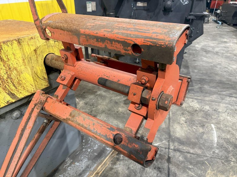 3,000 LBS X 24" MARION MANUFACTURING DOUBLE END PULL OFF COIL REEL UNCOILER: YOBRO #26062