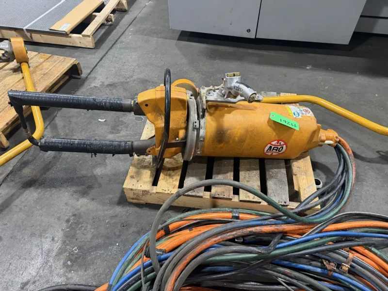 Dual ARO 100 KVA portable adaptive welding inverter spot welders with control unit and chiller