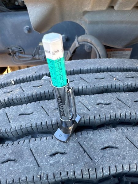 2020 Freightliner Cascadia 1FUJHHDVXLLLC1679