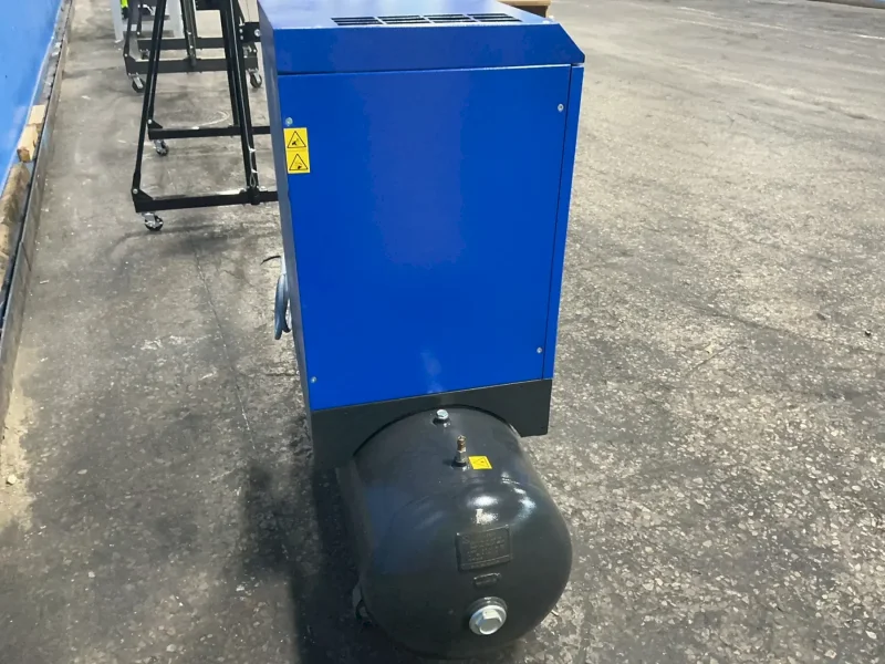 QUINCY 4 KW AIR COMPRESSOR  -  QGS5HP CSA/UL
