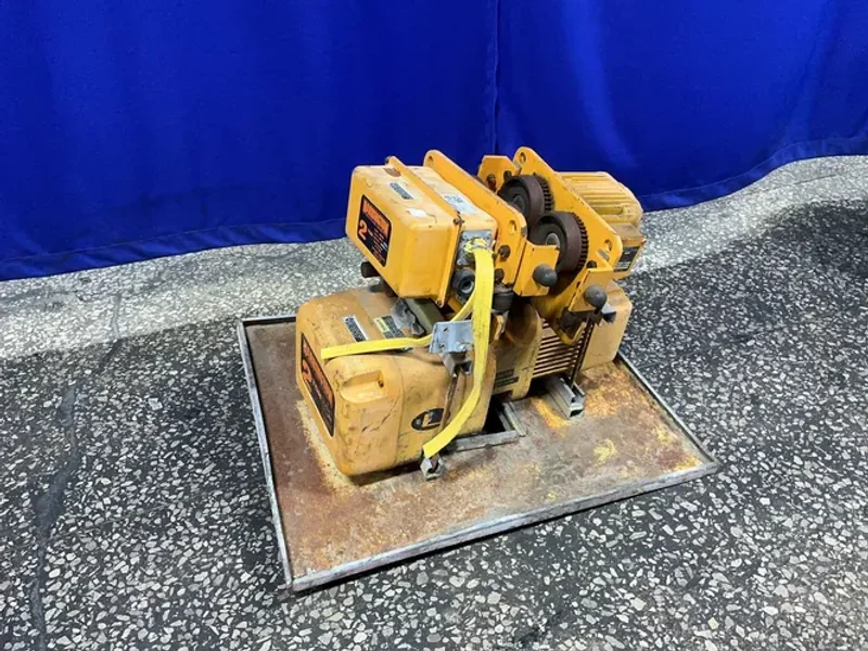HARRINGTON 2 TONS HOIST