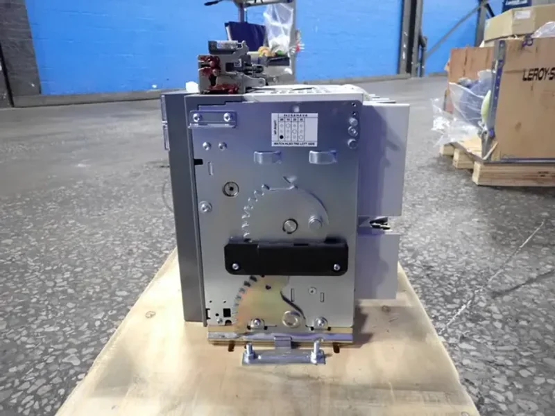 ABB AIR CIRCUIT BREAKER  -  SACE E4.2S-A