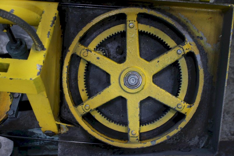 9" X 16" W F WELLS HORIZONTAL BAND SAW: STOCK #75562