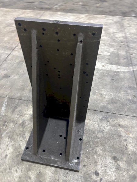 (2) 18&quot; X 18&quot; X 36&quot; X ANGLE PLATES:YOBRO #24037