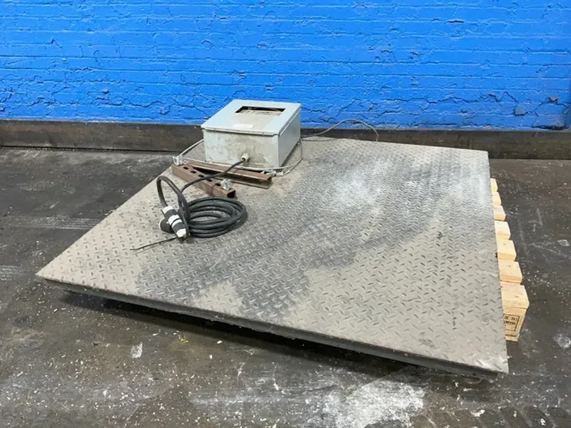 ARLYN SCALES 5000 LBS / 48” X 48” SCALE