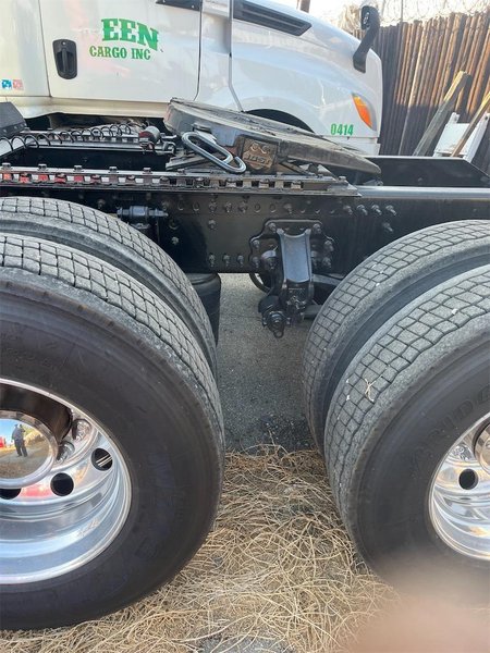 2022 Volvo VNL64T760 4V4NC9EH1NN312990