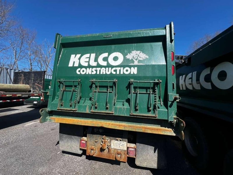 Kenworth T480 Dump Truck, 2023 – Tandem Axle, Heavy-Duty Work Truck