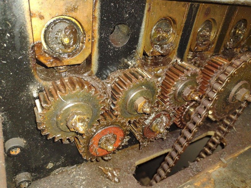 6" PA INDUSTRIES POWERED STRAIGHTENER. STOCK # 0218726