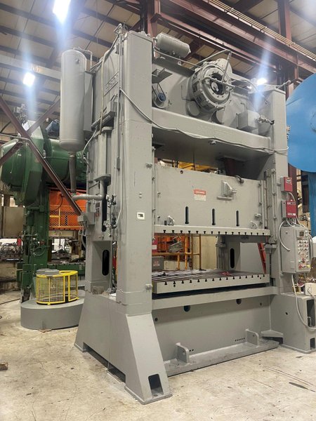 300 Ton Verson S2-300-96-54t Used Straight Side Metal Stamping Press For Sale, Recondition is complete and ready to ship!