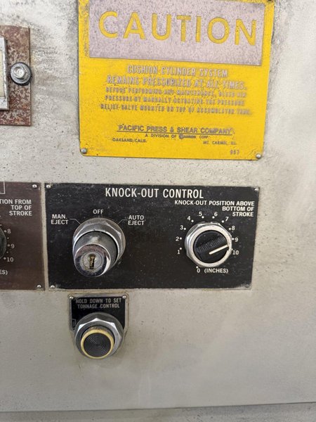 110 TON PACIFIC 110 PF-OBS HYDRAULIC PRESS. STOCK # 0223826.