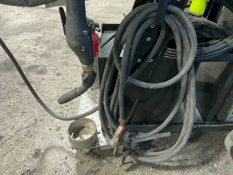 THERMAL ARC 320 A WELDER  -  320SP