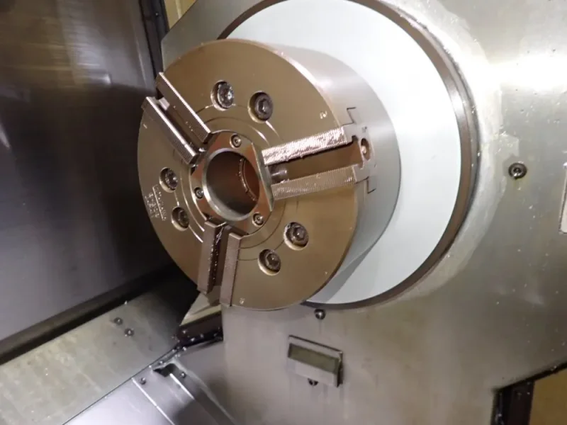 OKUMA CORPORATION CNC LATHE  -  MULTUS B300-W