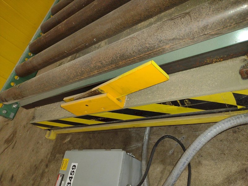 6' X 39" SOUTHWORTH HYDRAULIC ROLLER TOP LIFT TABLE: YOBRO #24781