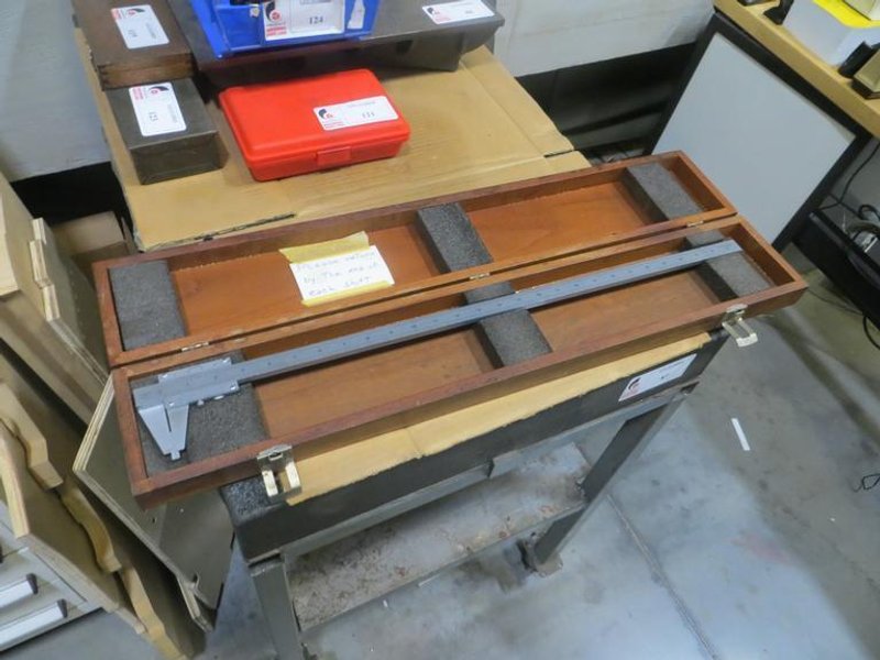 Browne and Sharpe Caliper 582 .001 In Wood Box- Auction Item