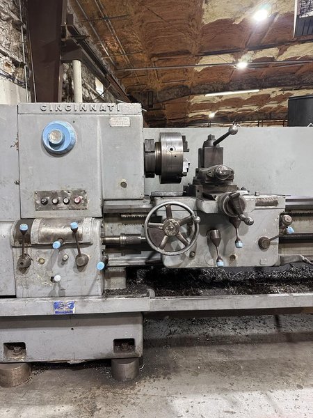 120″ Cincinnati Engine Lathe, 1964 – Tailstock, 15″ 3-Jaw Chuck, 2.375″ Through Hole