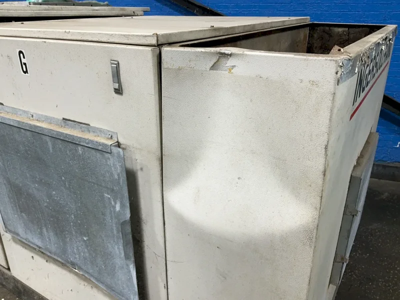 INGERSOLL RAND 100 HP AIR COMPRESSOR  -  SSR-EP100